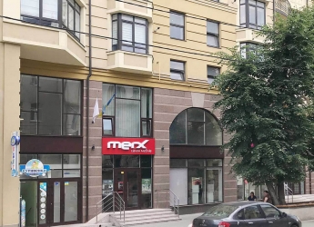 В Івано-Франківську відкрився салон меблів MERX