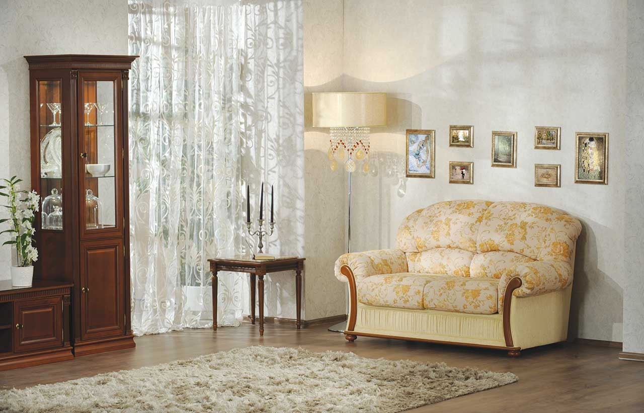Patricia Sofa