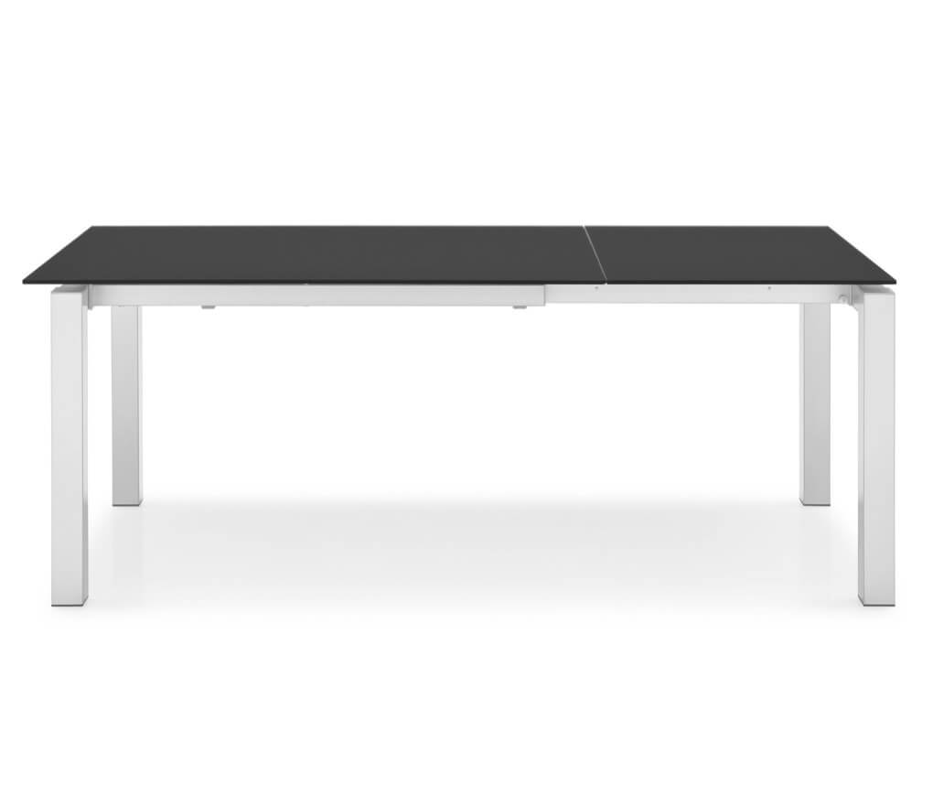 Calligaris Factory, Air Tables and chairs 