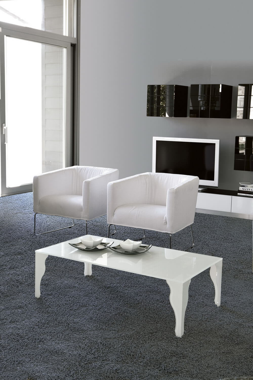 UNICO Factory, Tables and chairs. ZERO 4 Collection