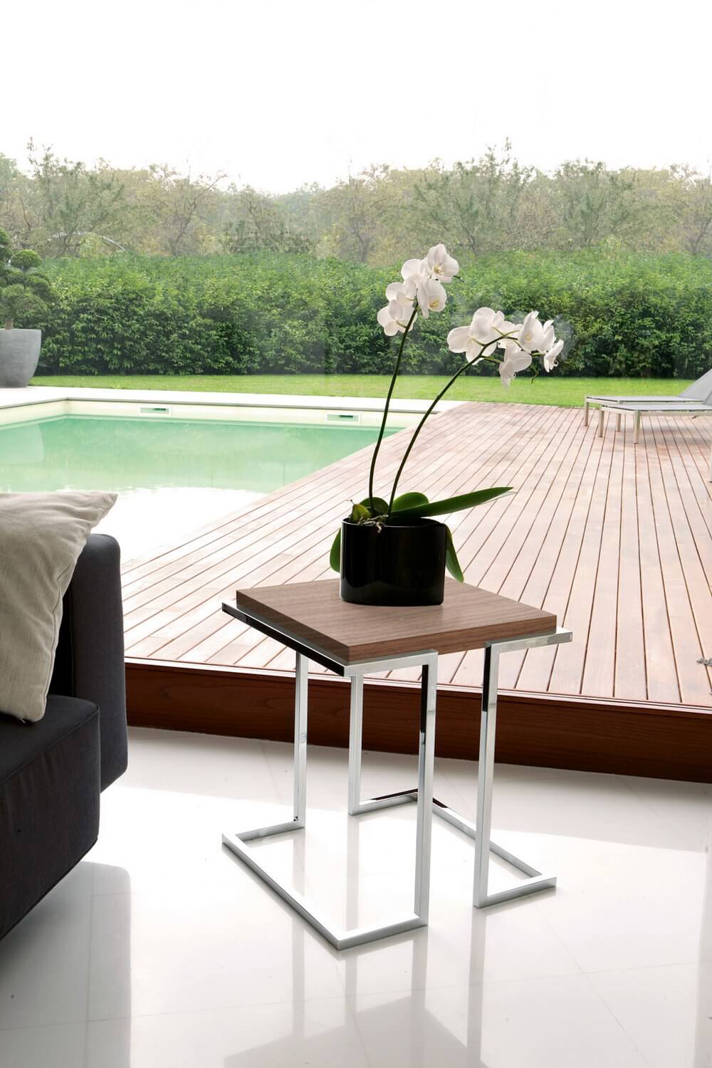 UNICO Factory, Tables and chairs. ZERO 4 Collection