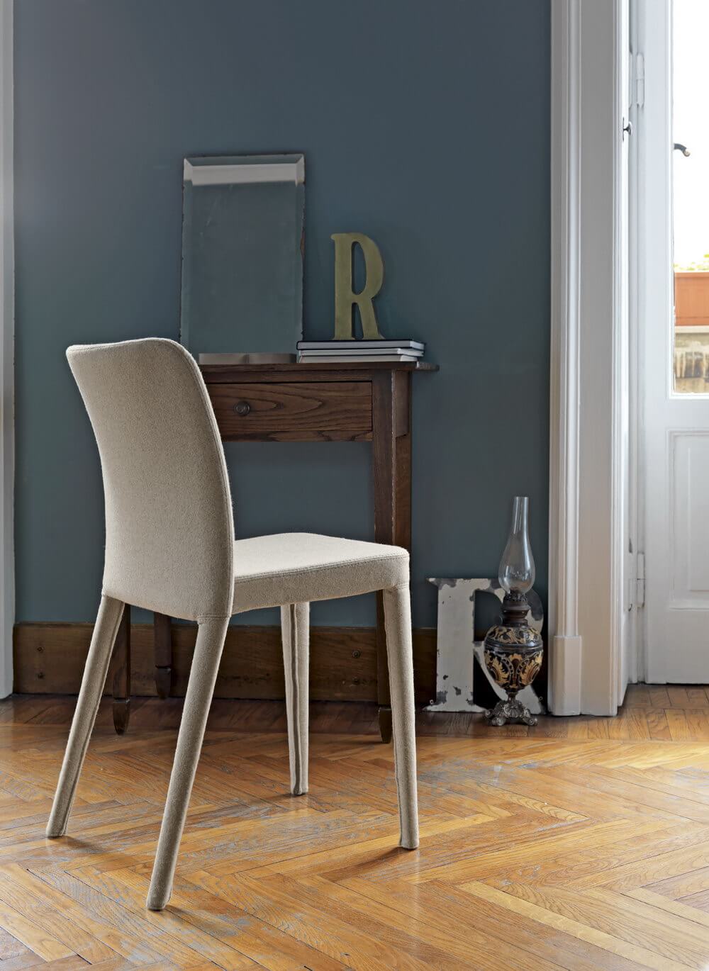 Midj Factory, Сhairs and Tables