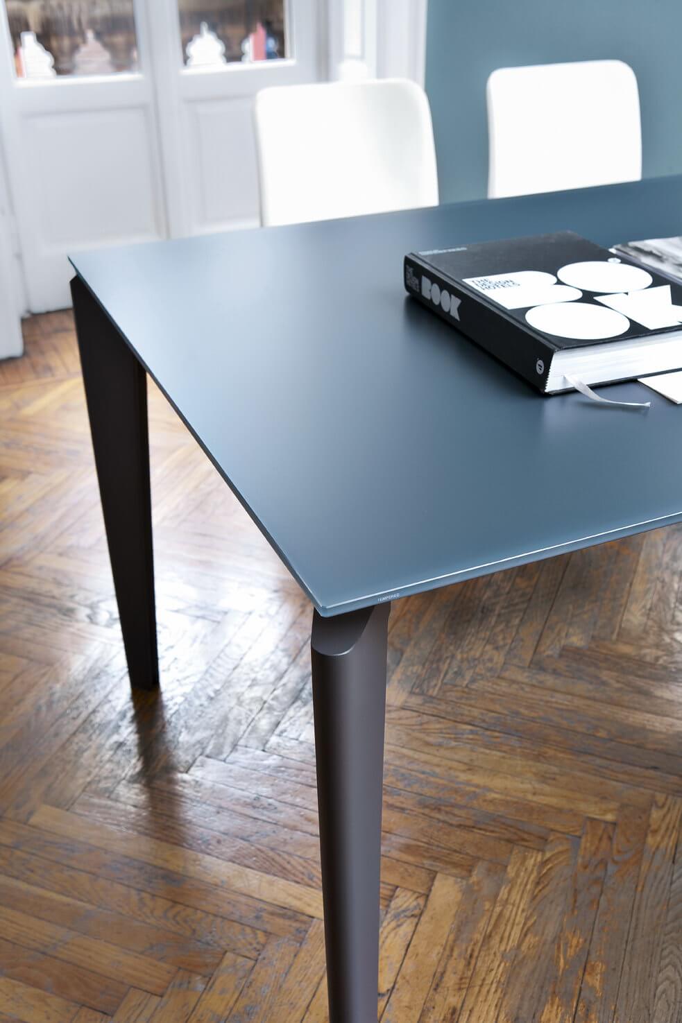 Midj Factory, Сhairs and Tables