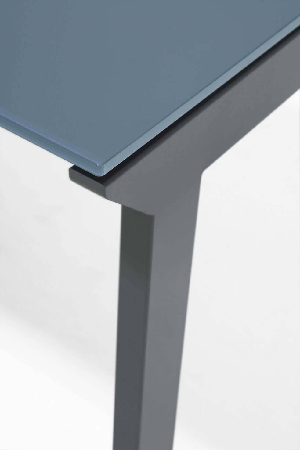 Midj Factory, Сhairs and Tables