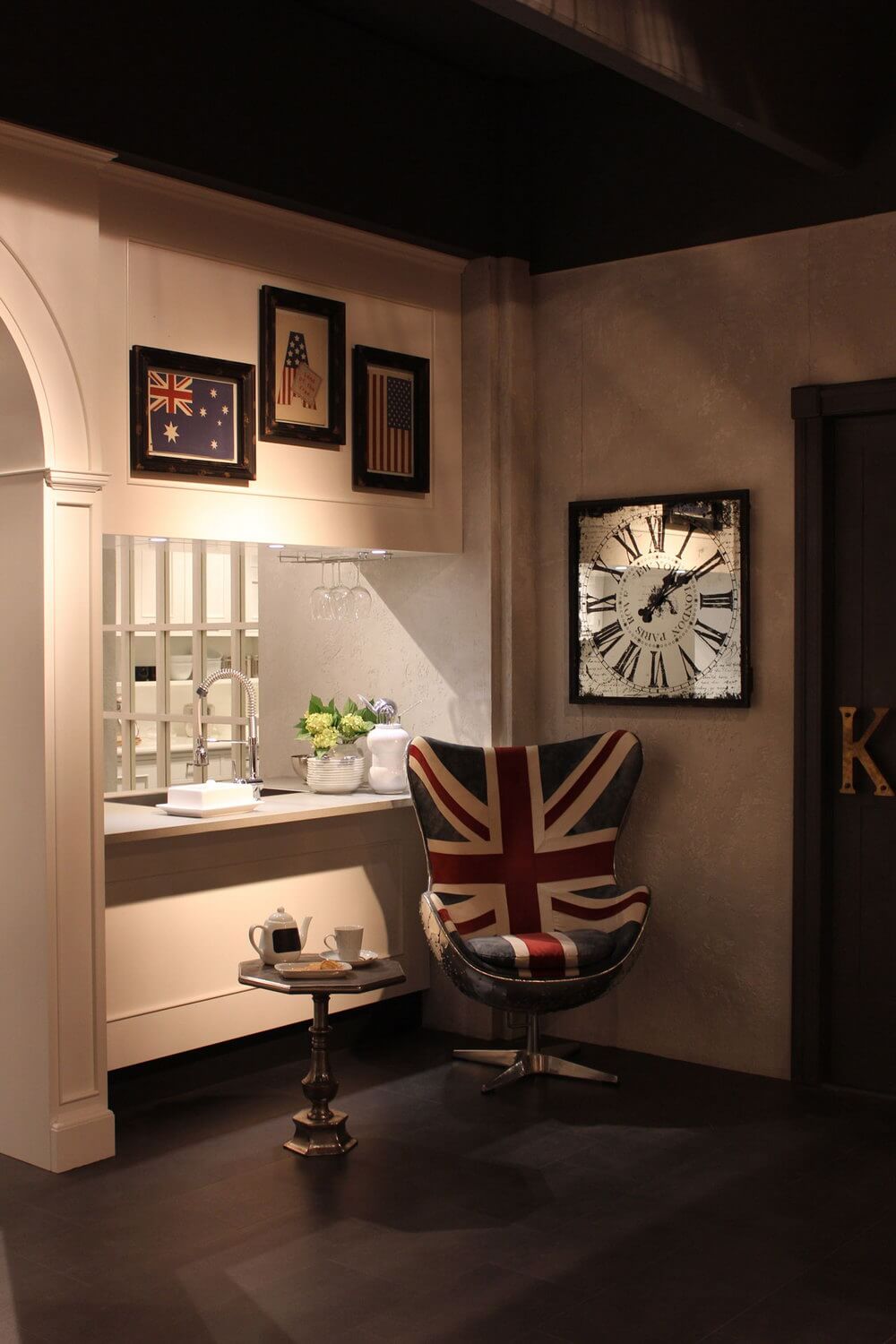 Dialma Brown Factory