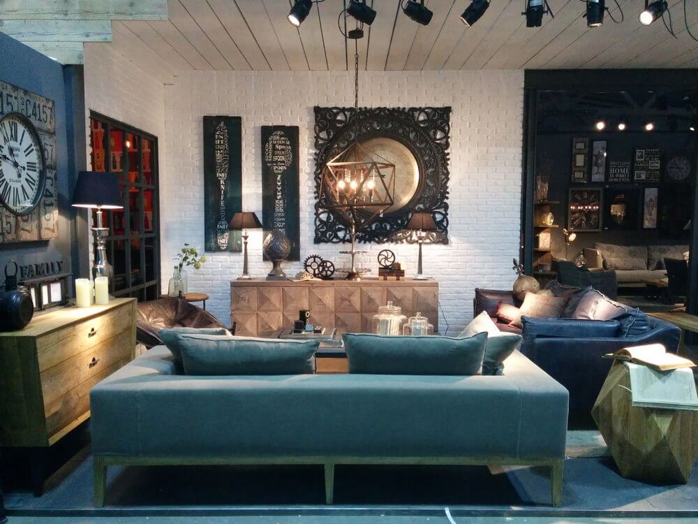 Dialma Brown Factory