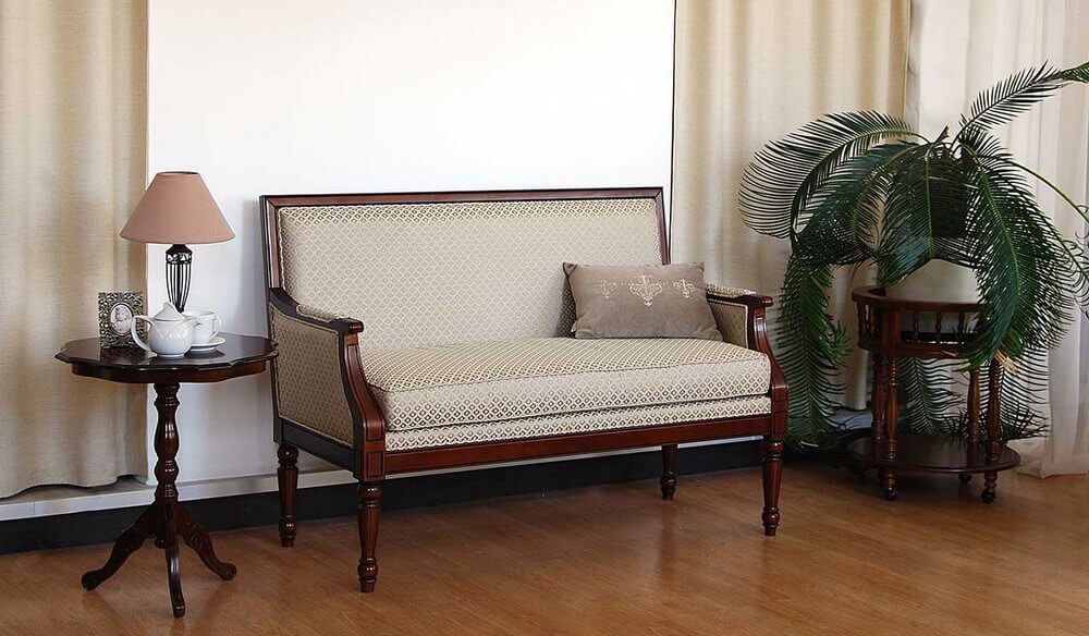 Brocant Sofa and Armchair 