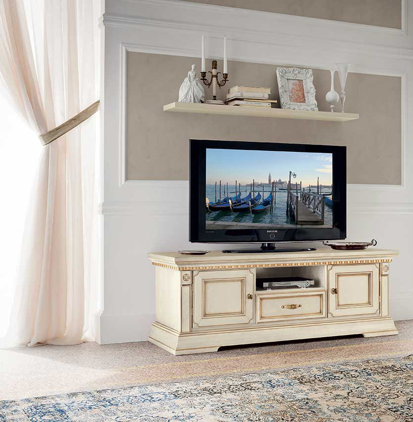 Prama Factory, Living rooms