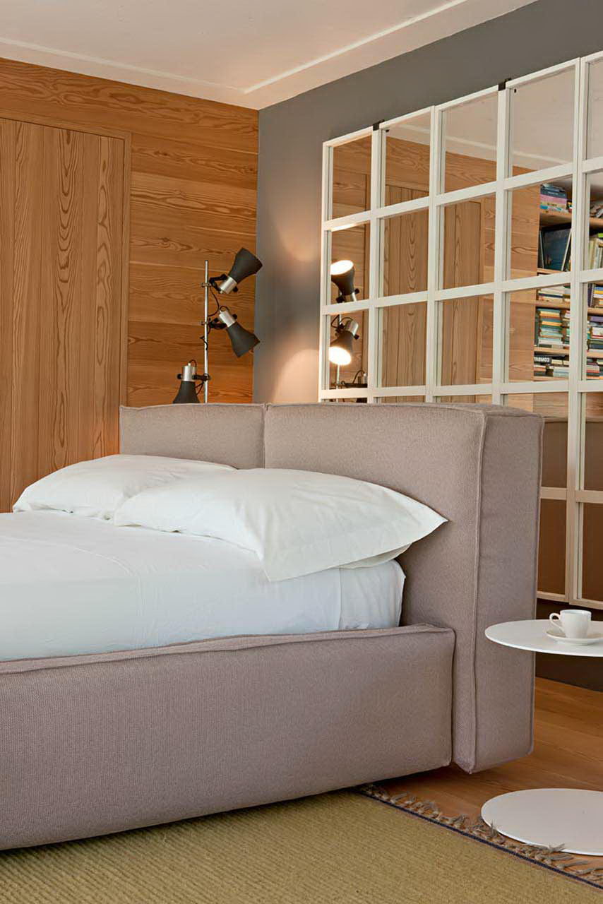 Meta Factory, Jago, King and Kronos Bed