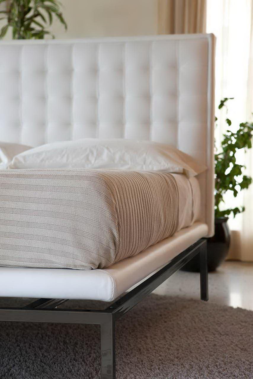 Meta Factory, Jago, King and Kronos Bed