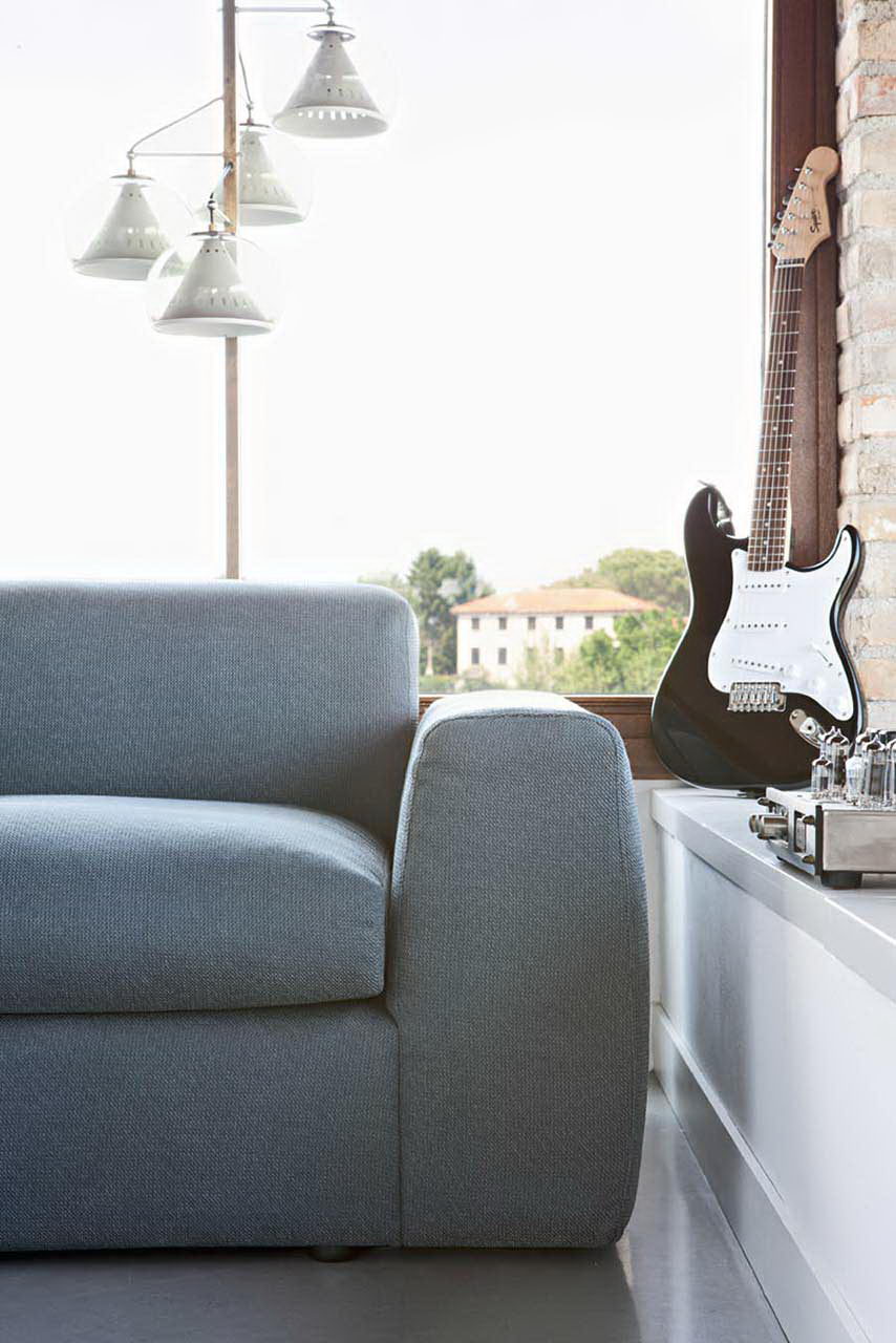 Meta Factory, Morfeo, Nevada, Olimpus Sofa