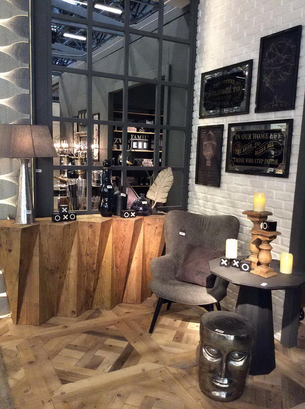 Dialma Brown Factory