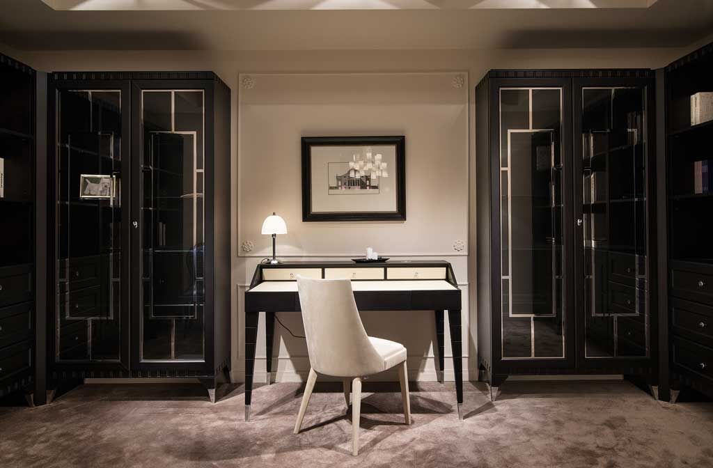 Seven Sedie Factory, Tables and chairs 