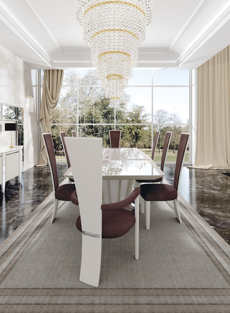 Vismara Factory, Tables and chairs 