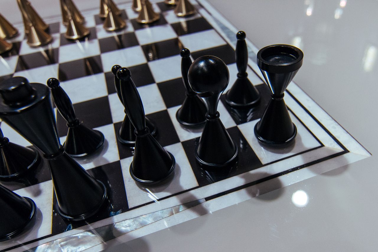 Vismara Factory, Tables and chairs 