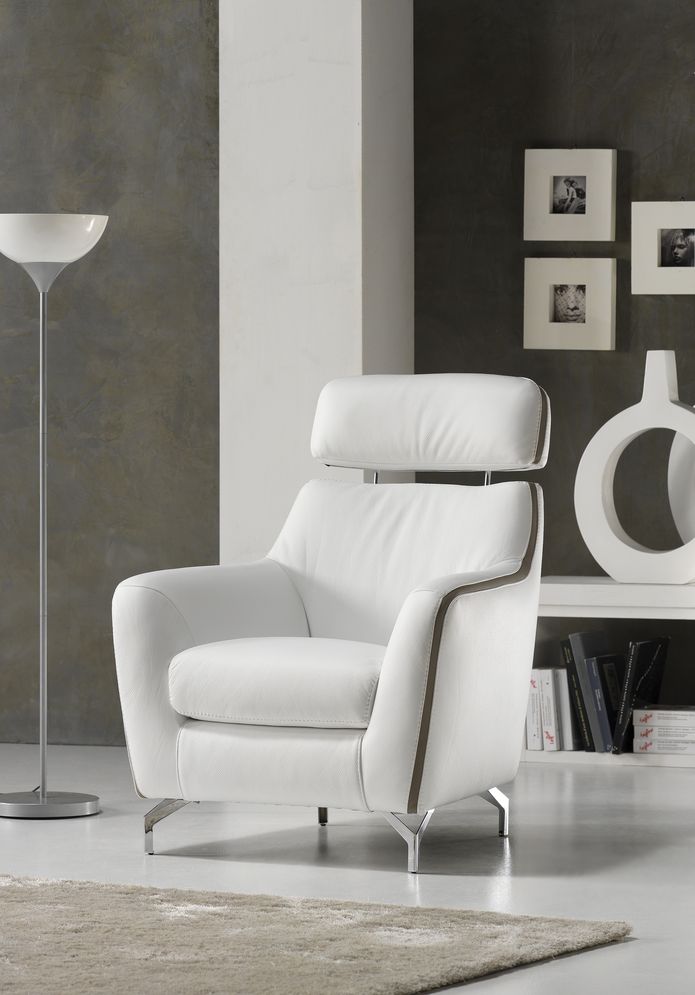 Satis Factory, Sofas and armchairs 