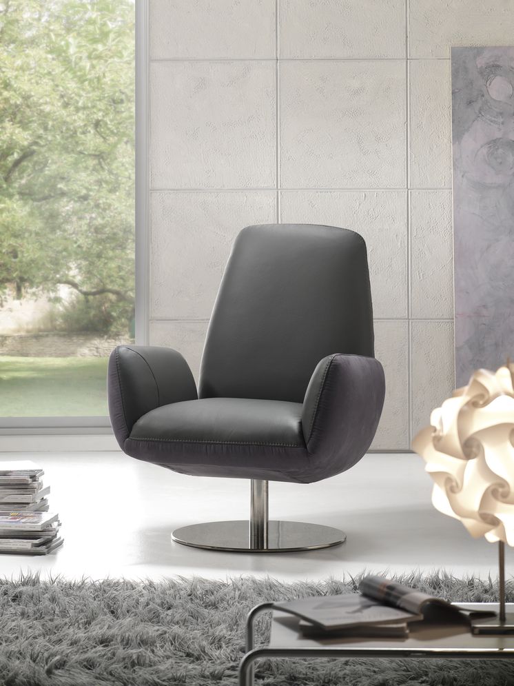 Satis Factory, Sofas and armchairs 