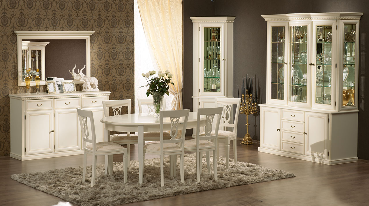 Veneto Table and Angela, Opera avorio Chairs 