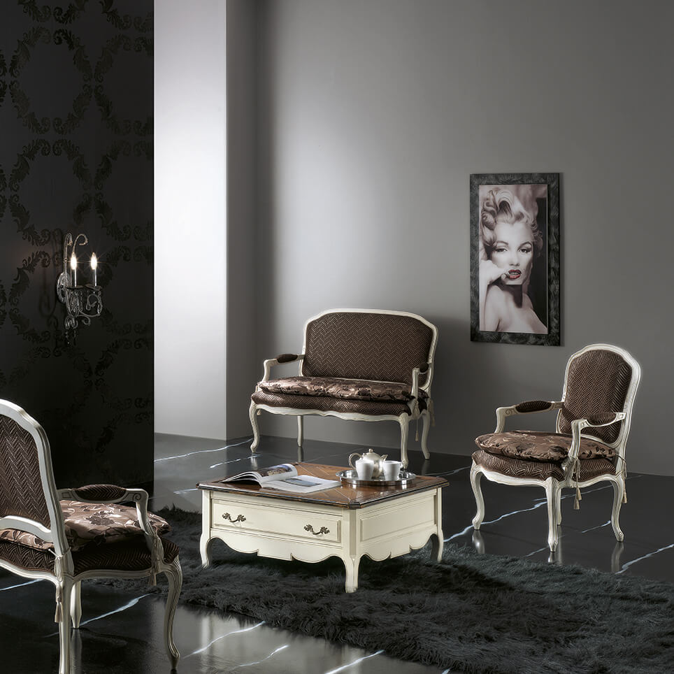 Modenese Gastone Factory, Tables and chairs 