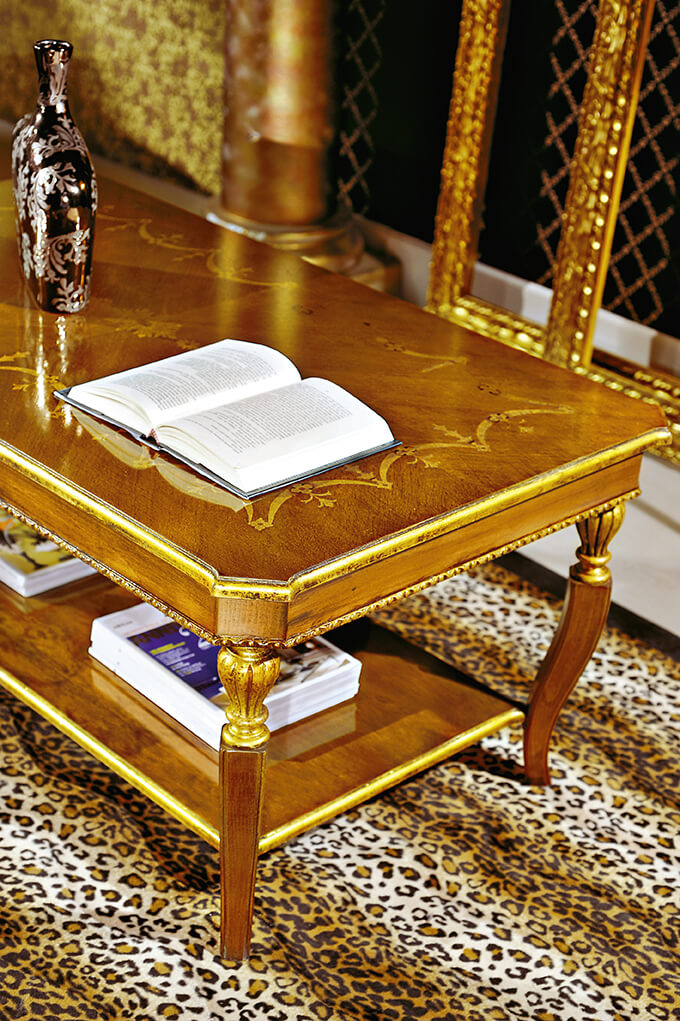 Modenese Gastone Factory, Tables and chairs 