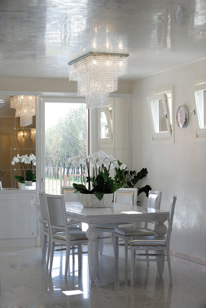 Modenese Gastone Factory, Tables and chairs 