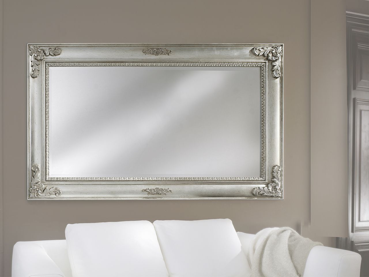 Modenese Gastone Factory, Furniture details 