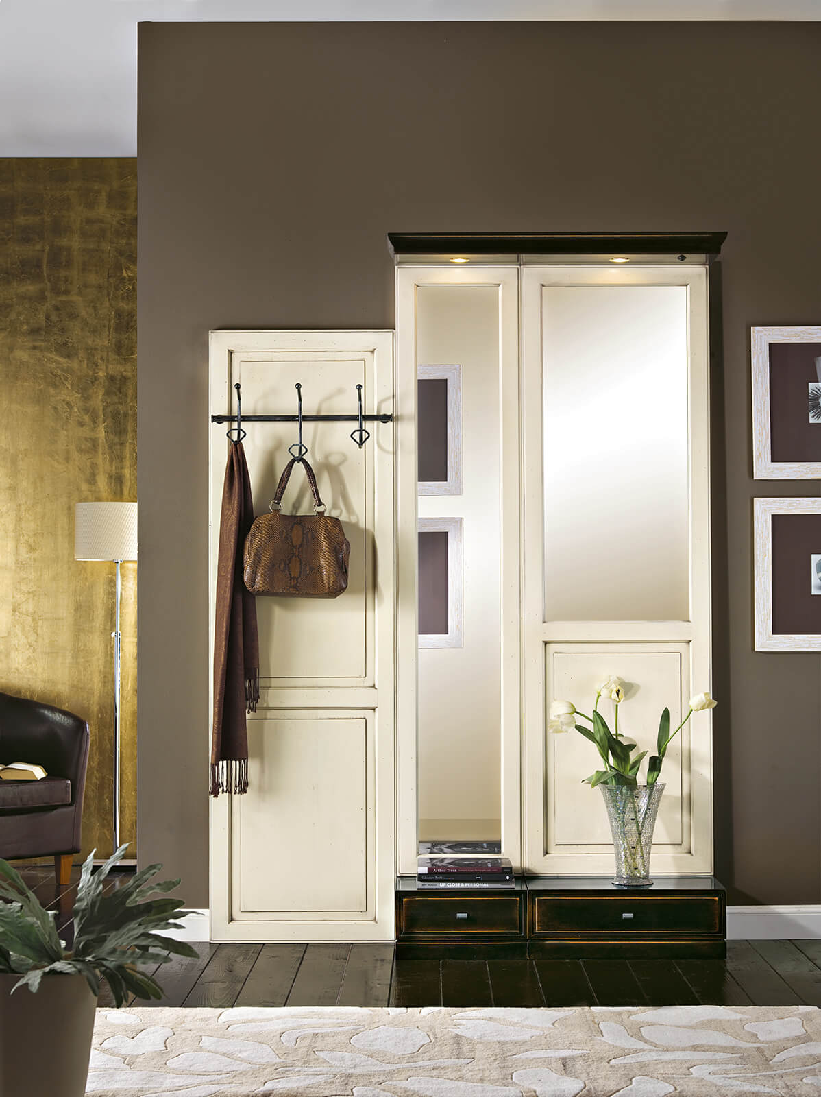 Modenese Gastone Factory , Hall furniture 