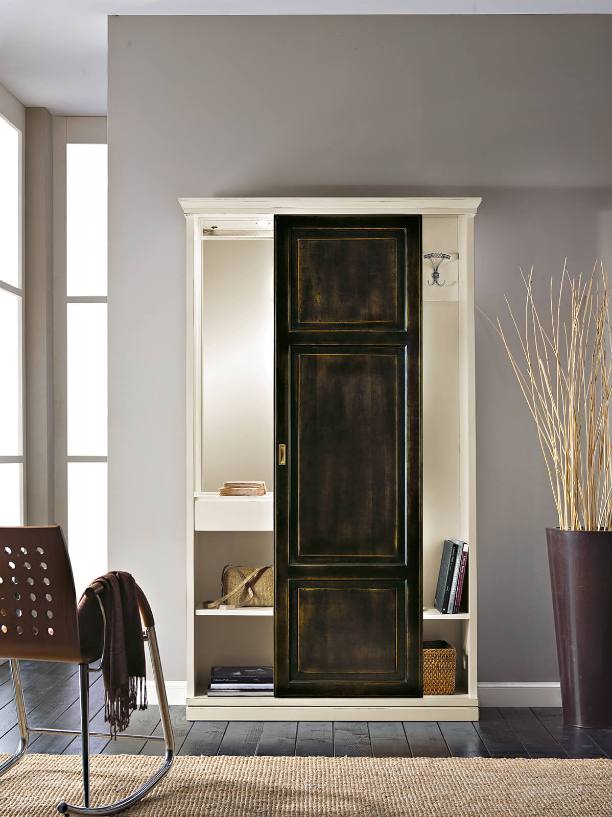 Modenese Gastone Factory , Hall furniture 