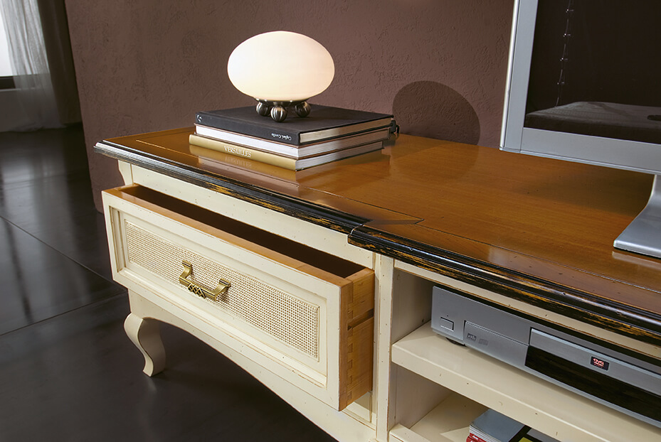 Modenese Gastone Factory, Furniture walls  