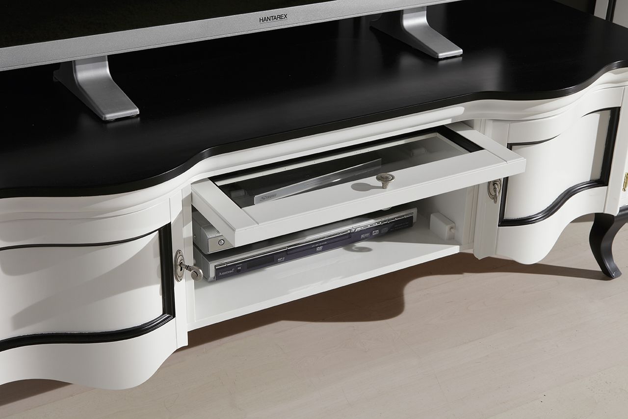 Modenese Gastone Factory, Furniture walls  