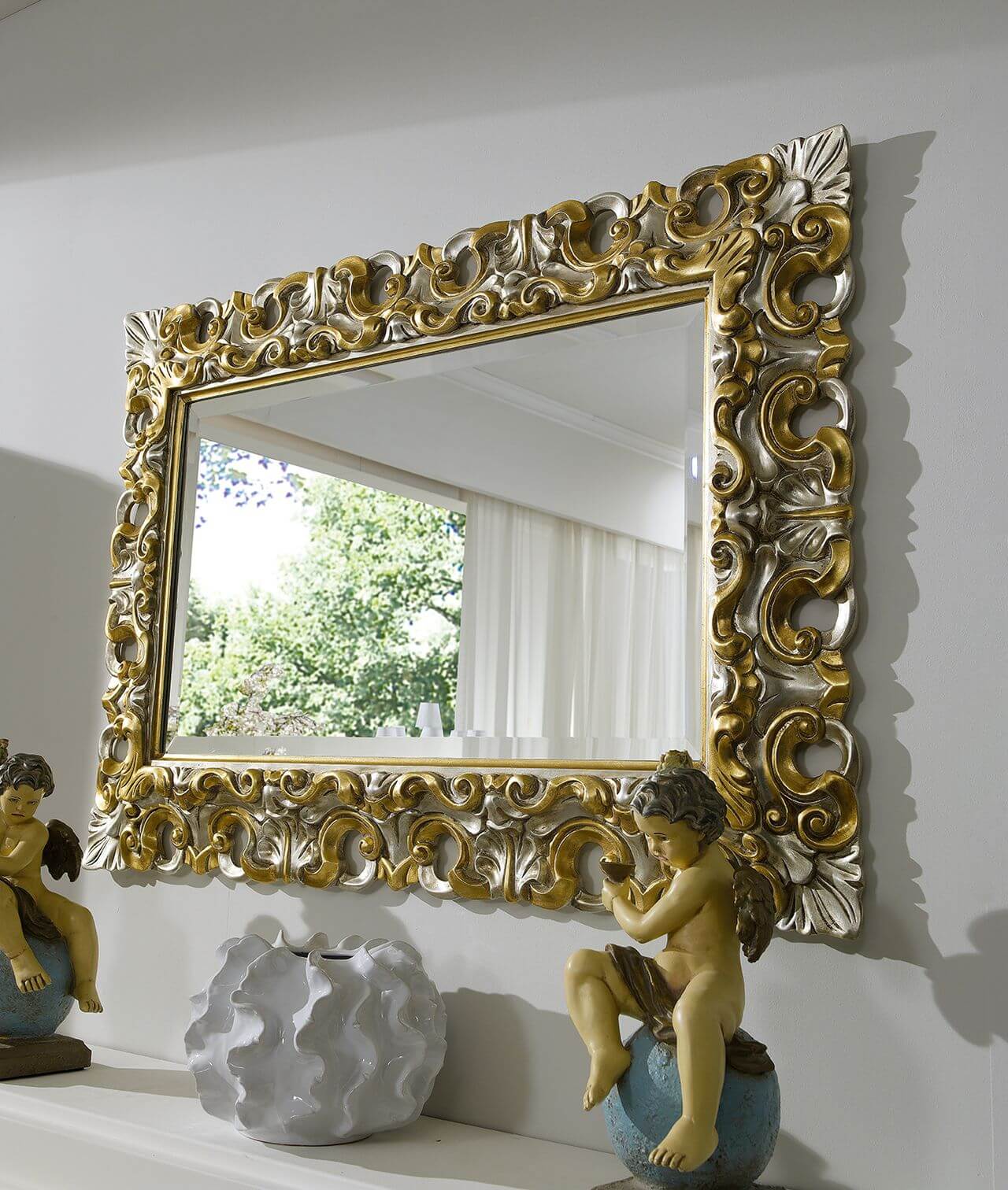 Modenese Gastone Factory, Furniture details 