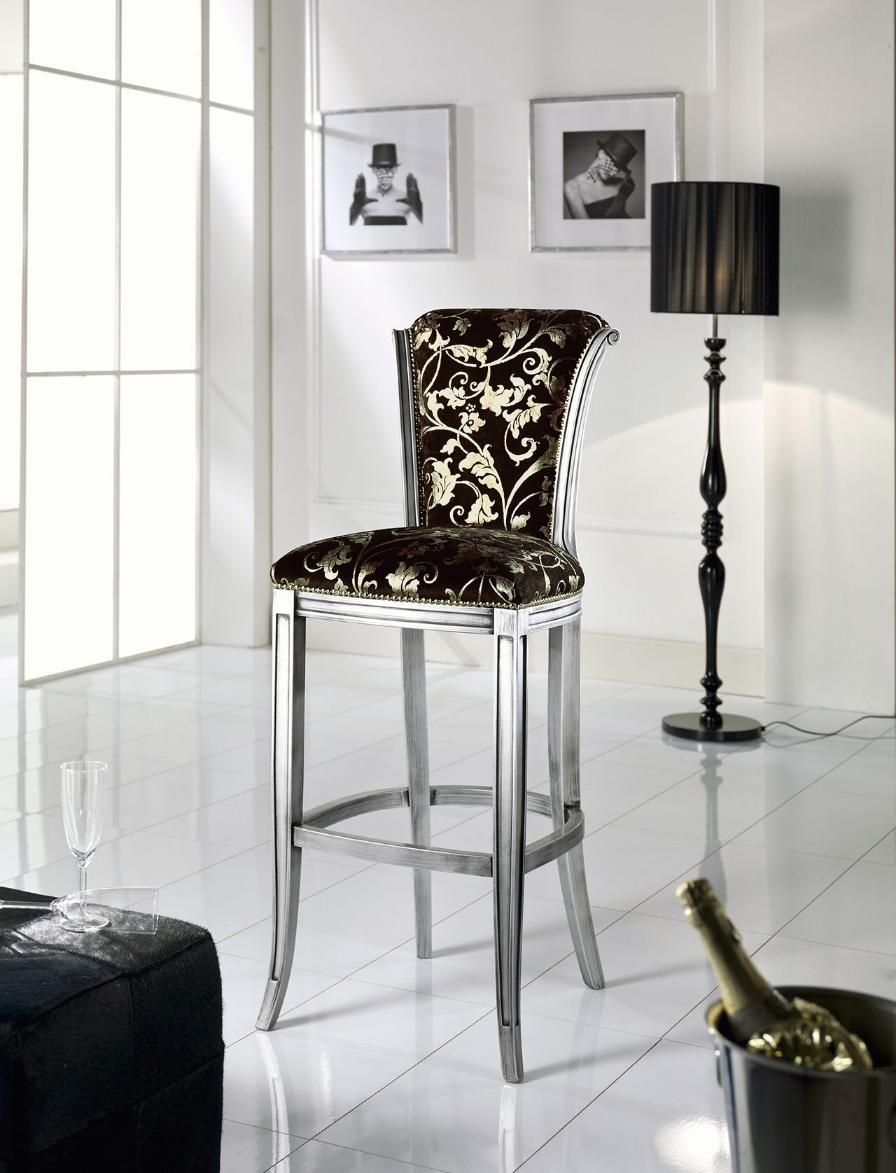 Фабрика Modenese Gastone, столи та стільці