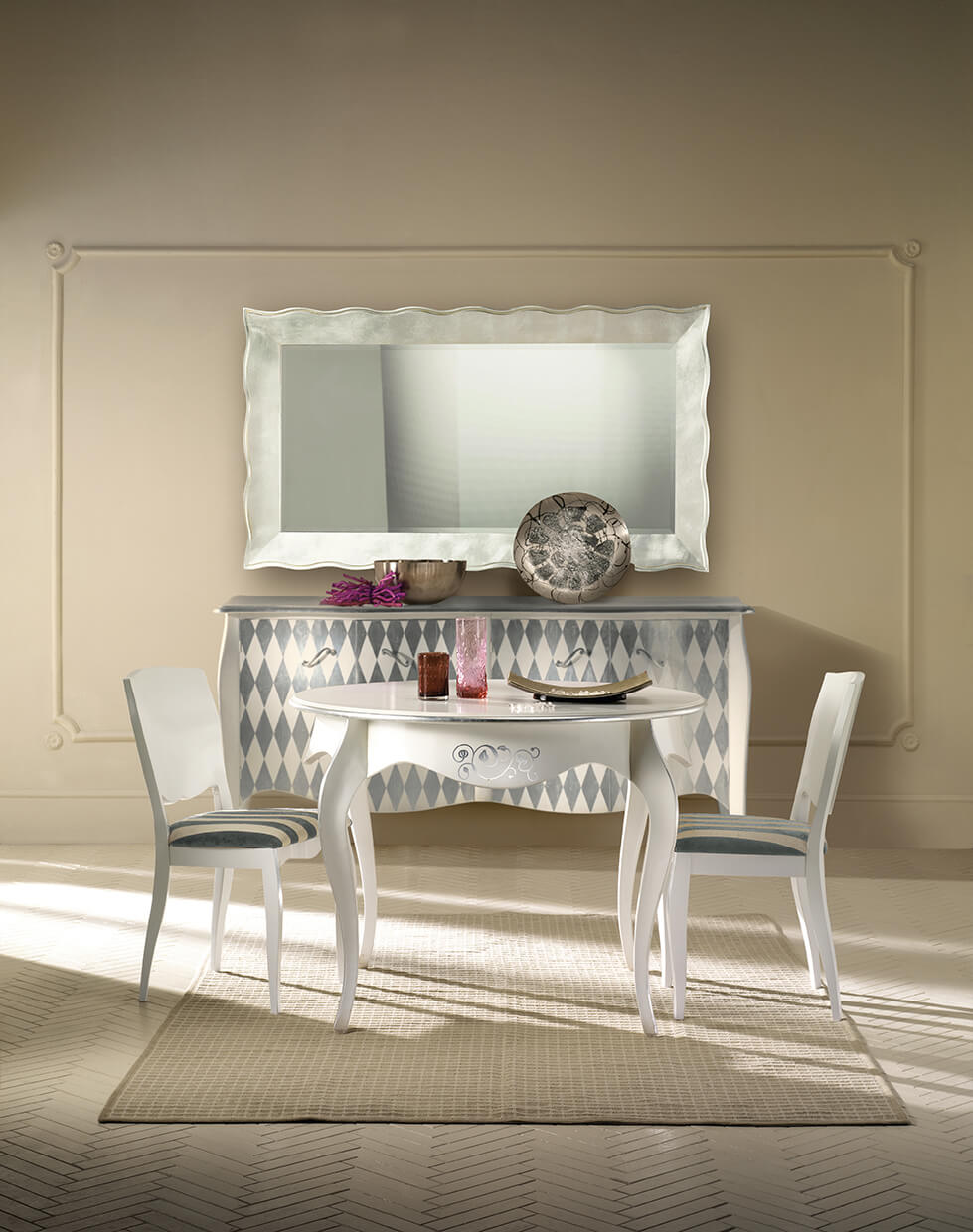 Modenese Gastone Factory, Tables and chairs 2