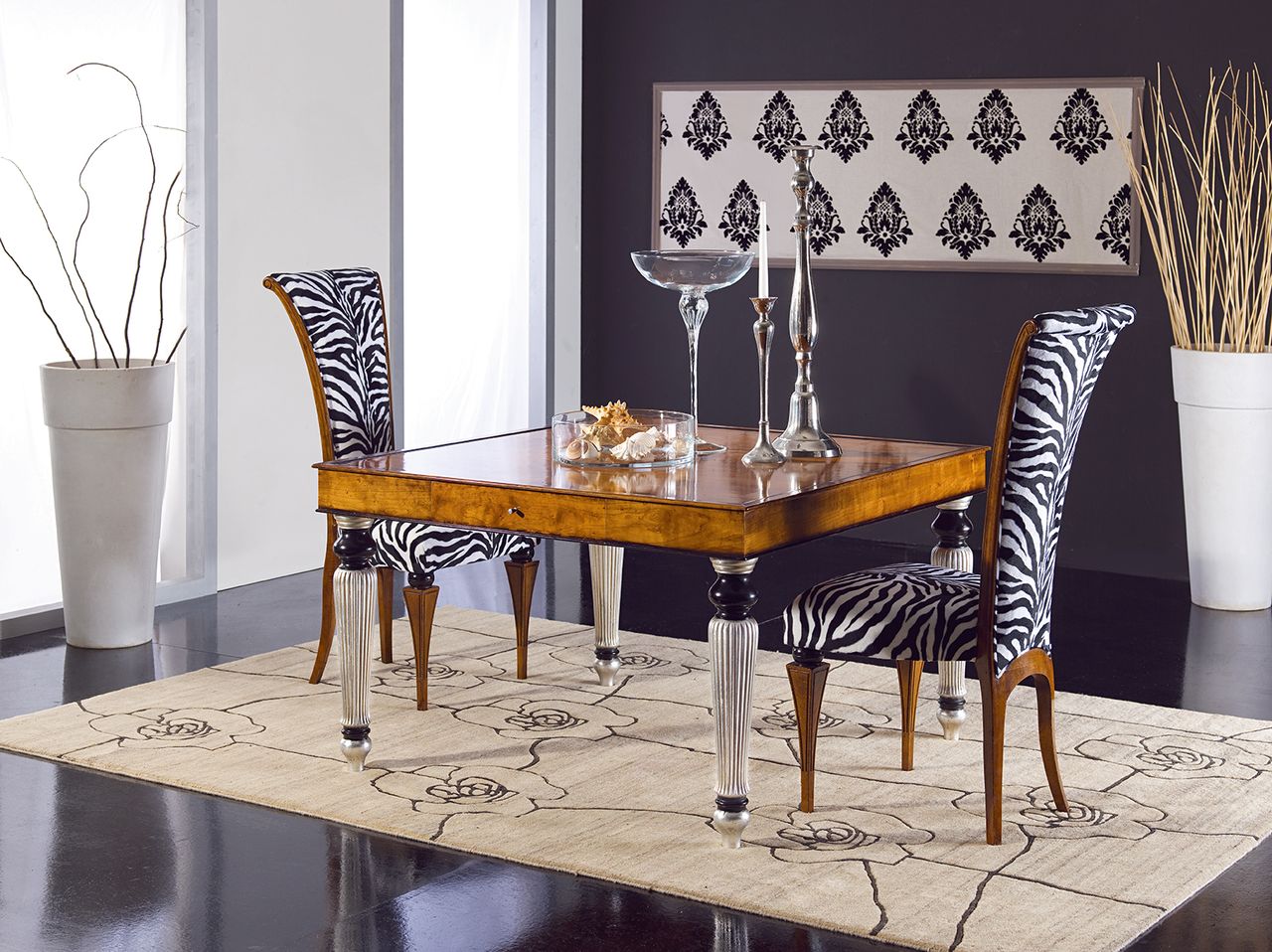 Modenese Gastone Factory, Tables and chairs 2