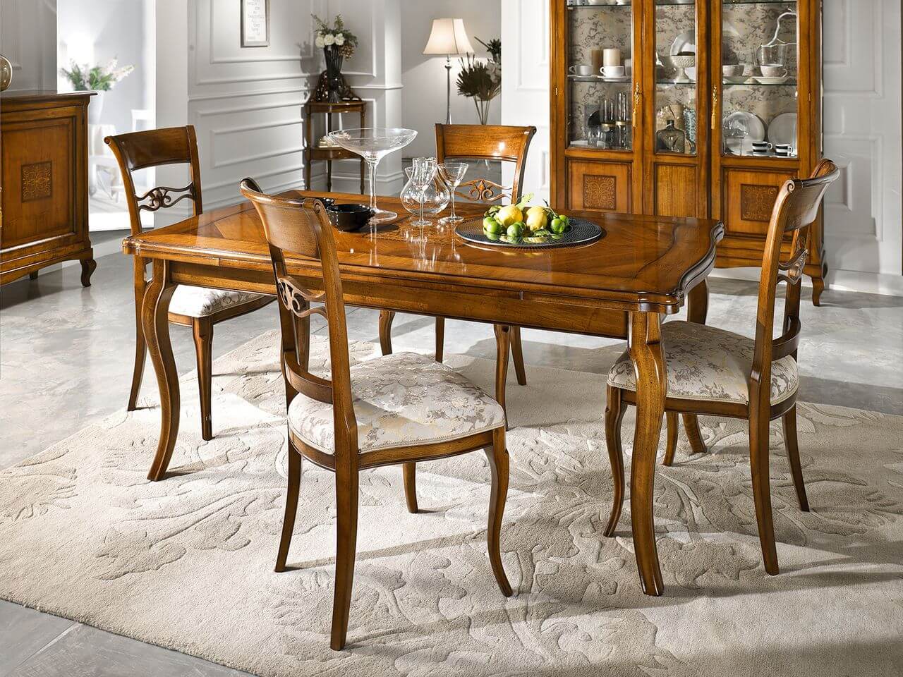 Modenese Gastone Factory, Tables and chairs 2