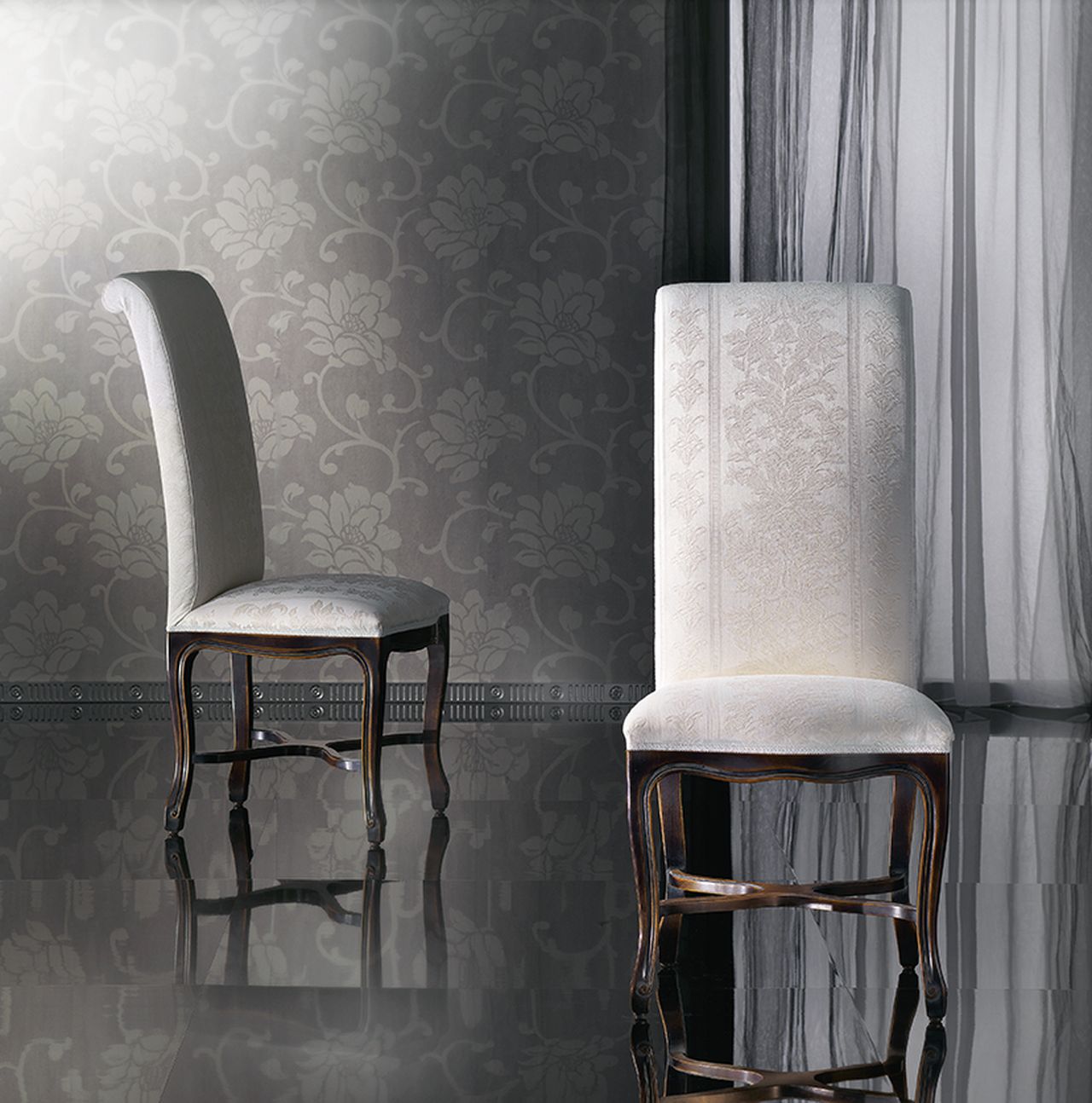 Modenese Gastone Factory, Tables and chairs 3