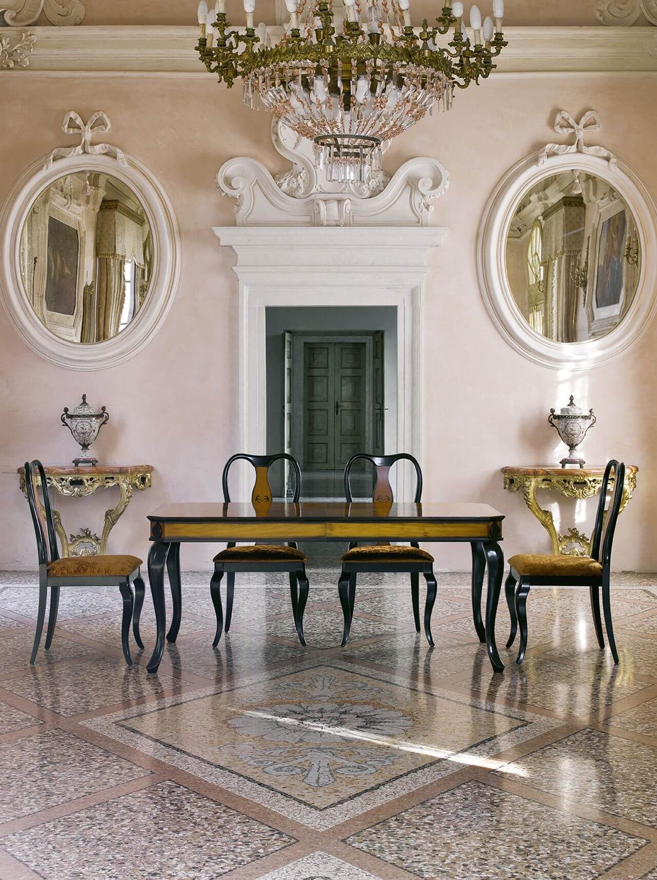 Modenese Gastone Factory, Tables and chairs 3