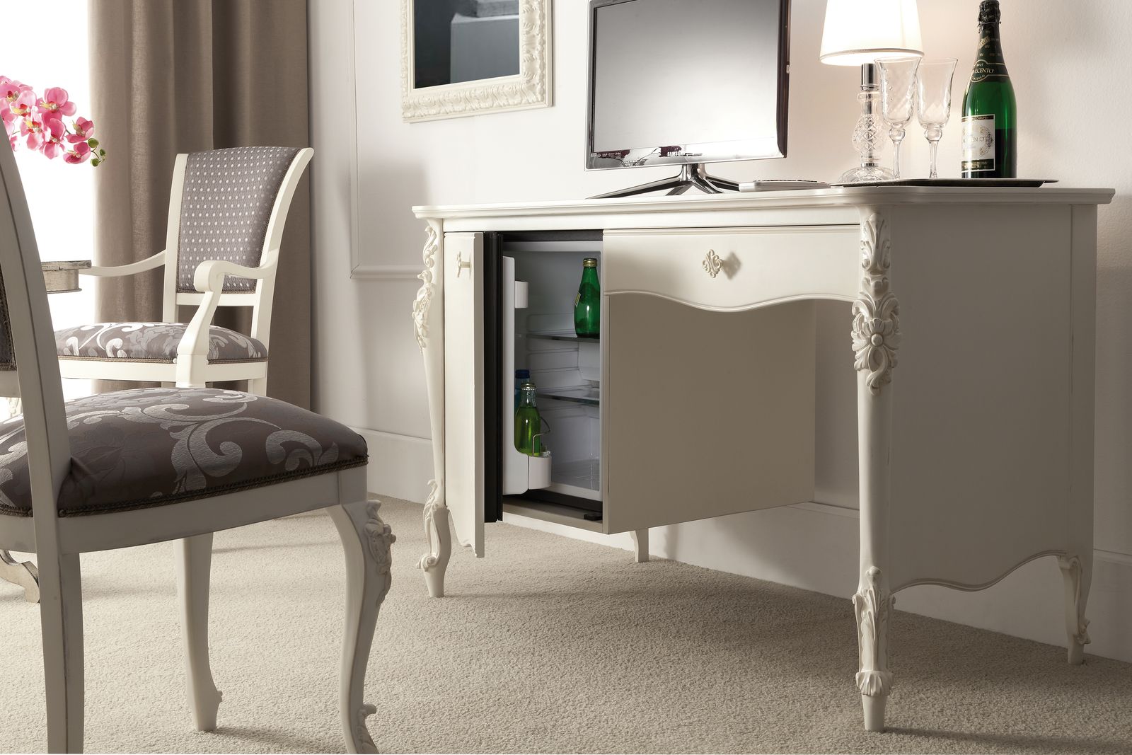 Modenese Gastone Factory, Bedrooms