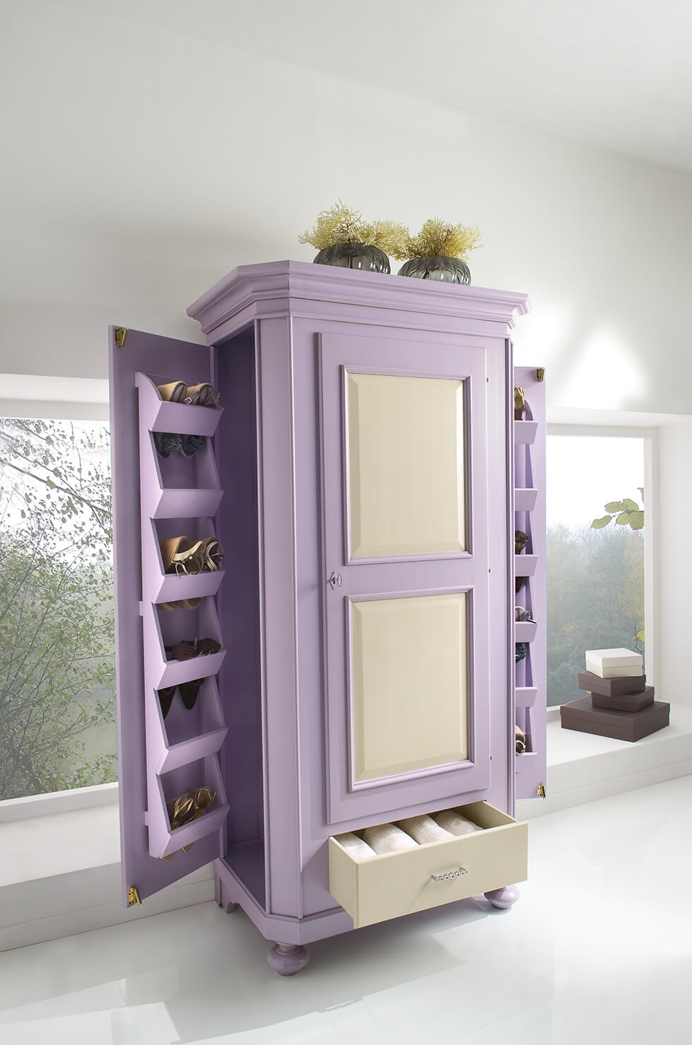 Modenese Gastone Factory, Cupboard and wardrobes  