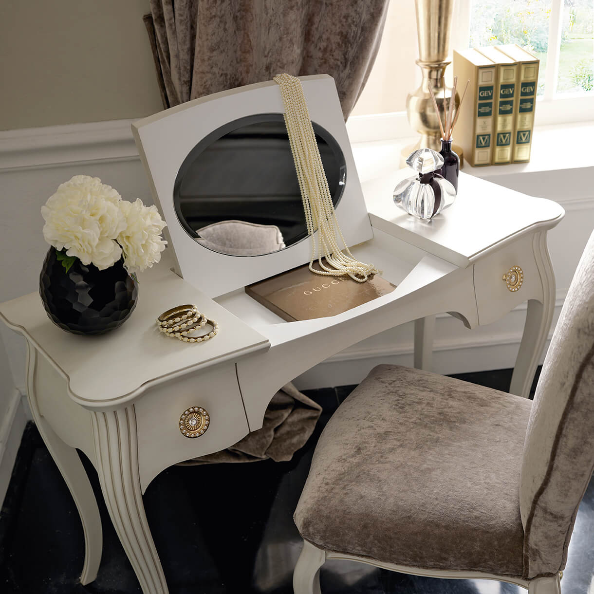 Modenese Gastone Factory, Bedrooms