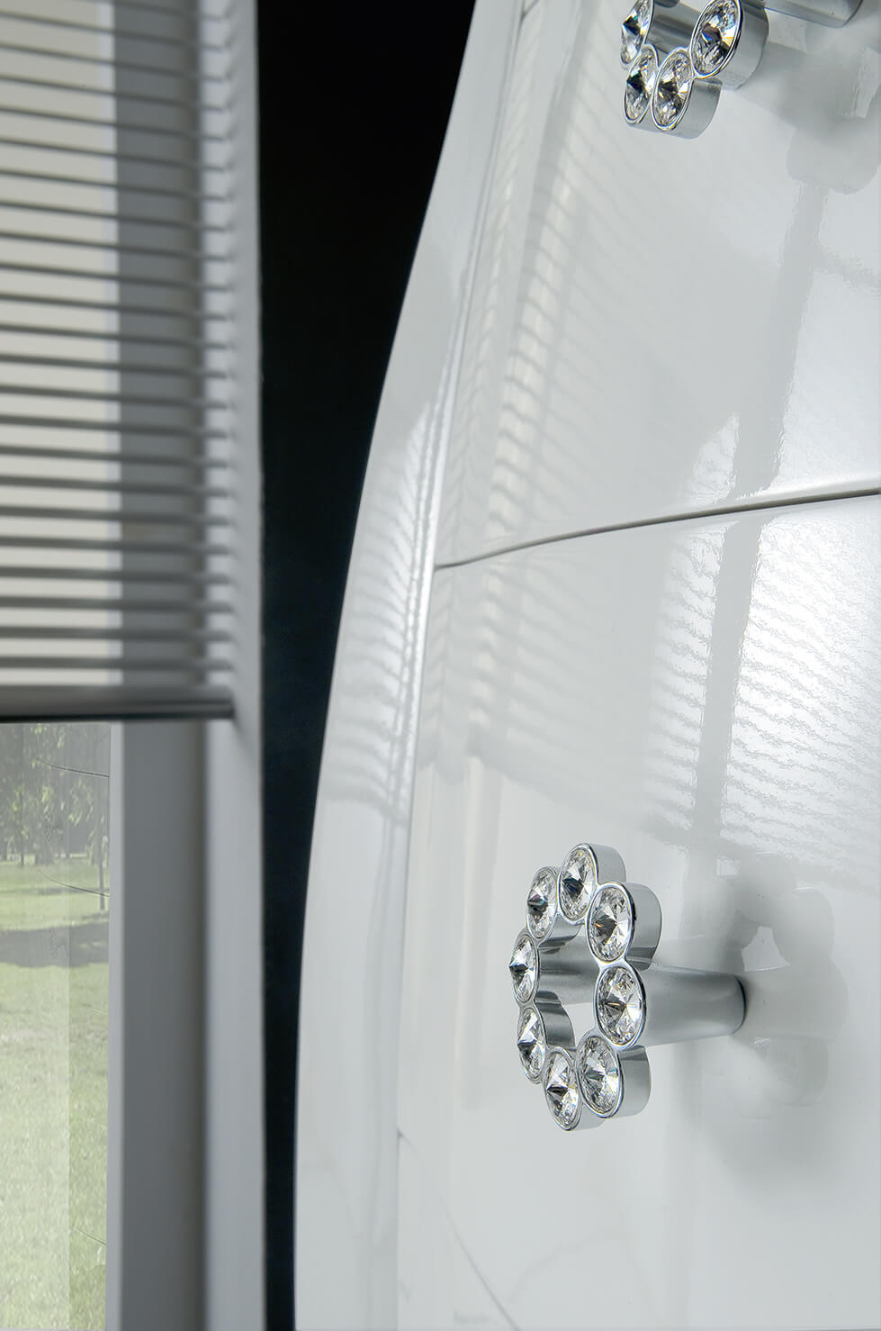 Modenese Gastone Factory, Bathrooms 