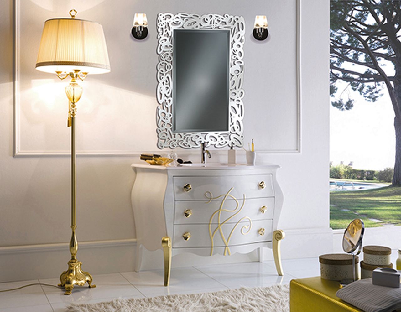 Modenese Gastone Factory, Bathrooms 