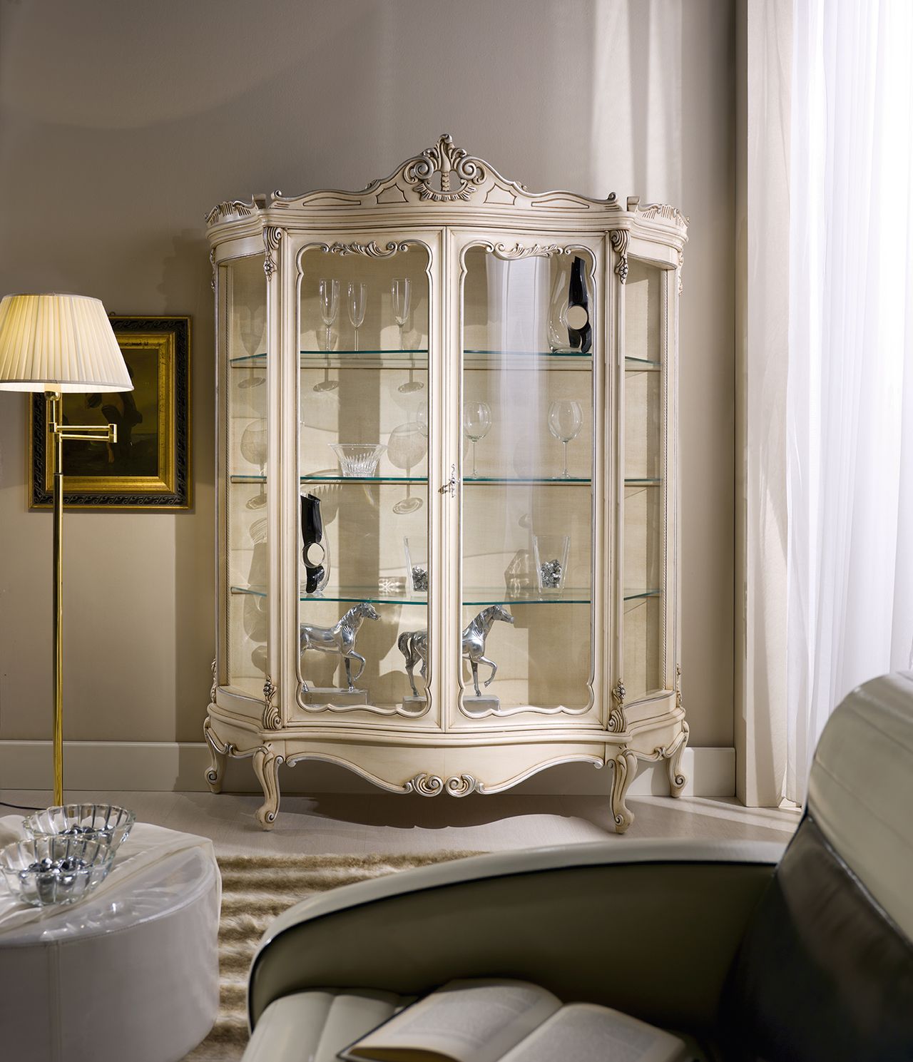 Modenese Gastone Factory, Living rooms 