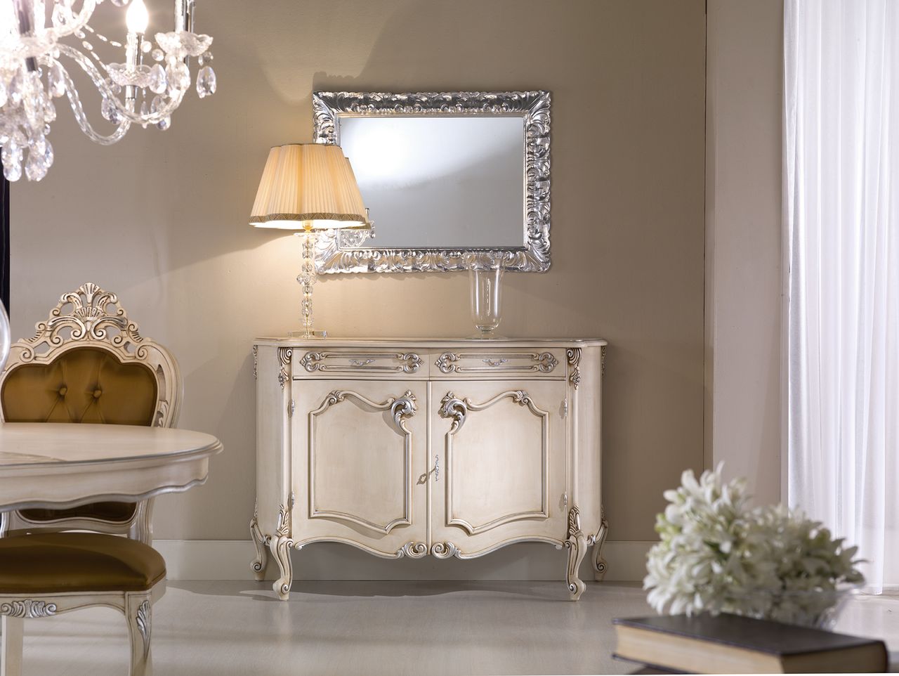 Modenese Gastone Factory, Living rooms 
