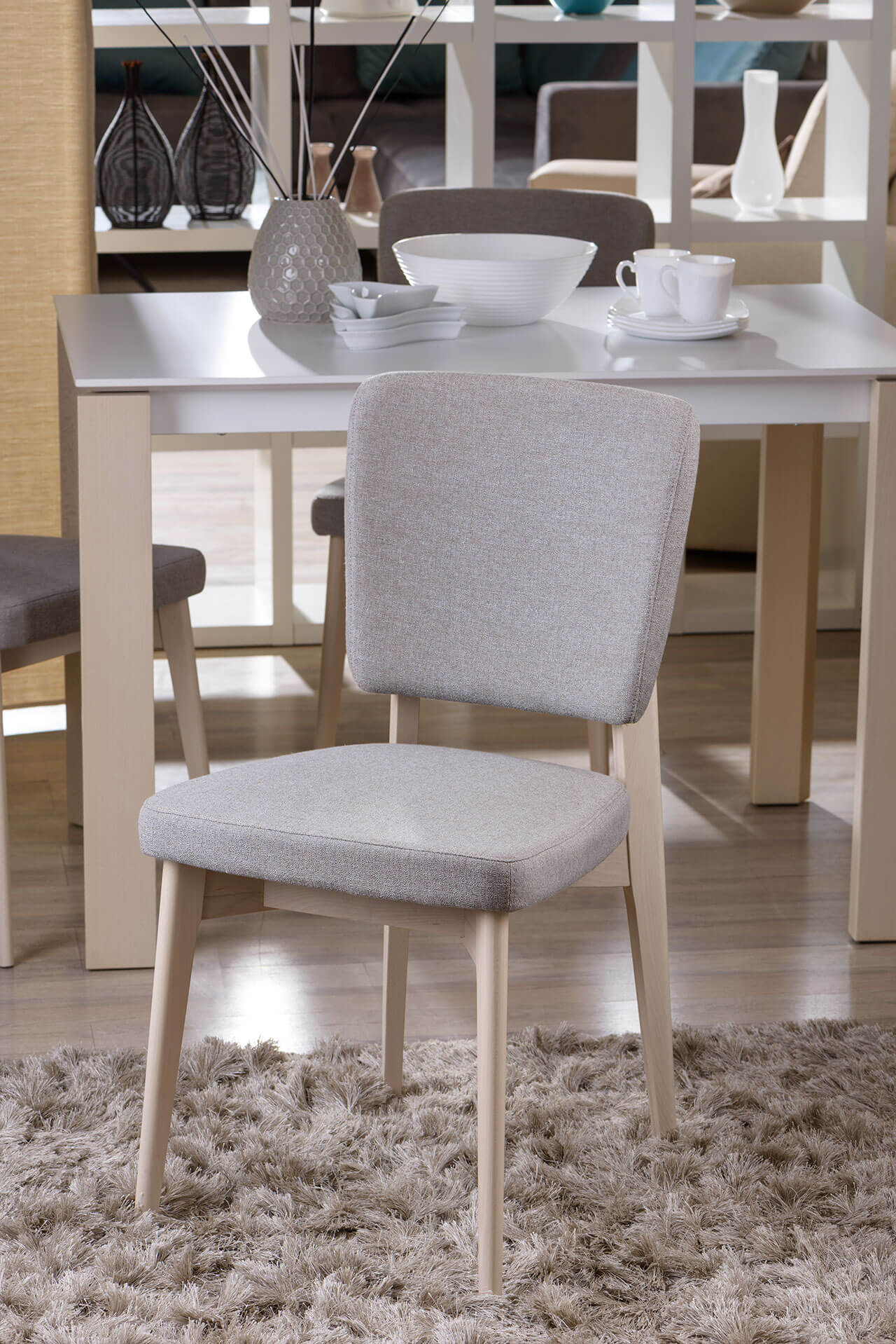 Eminence Table and Escudo Chairs 