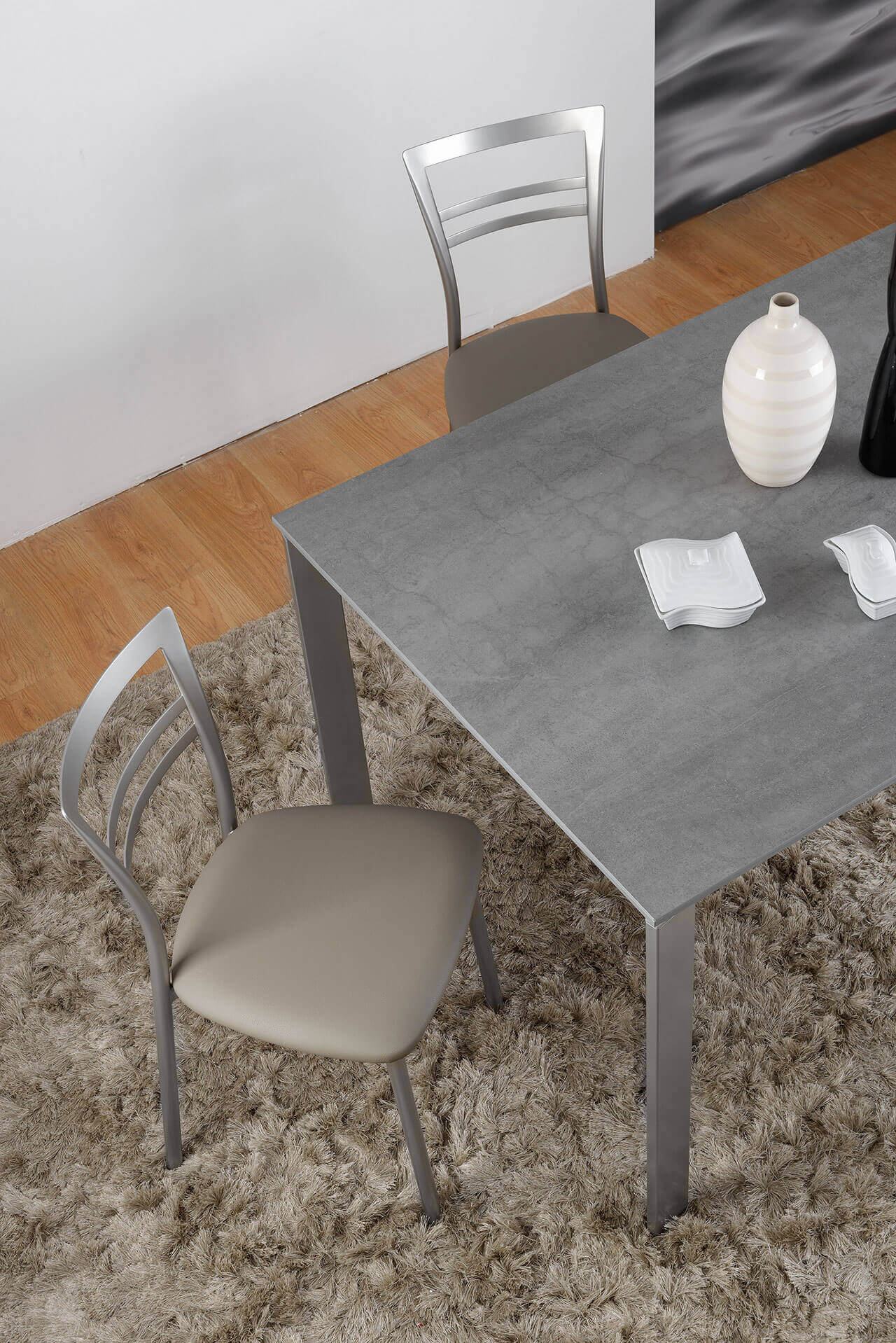 Eminence Table and Go Chair