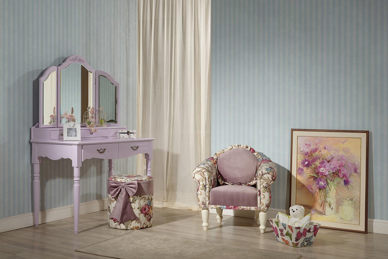 Provence Armchair and pouf 