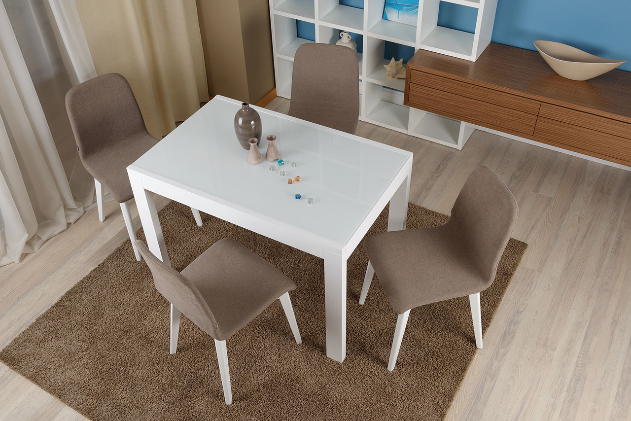 Simple Table and CIAO Chair