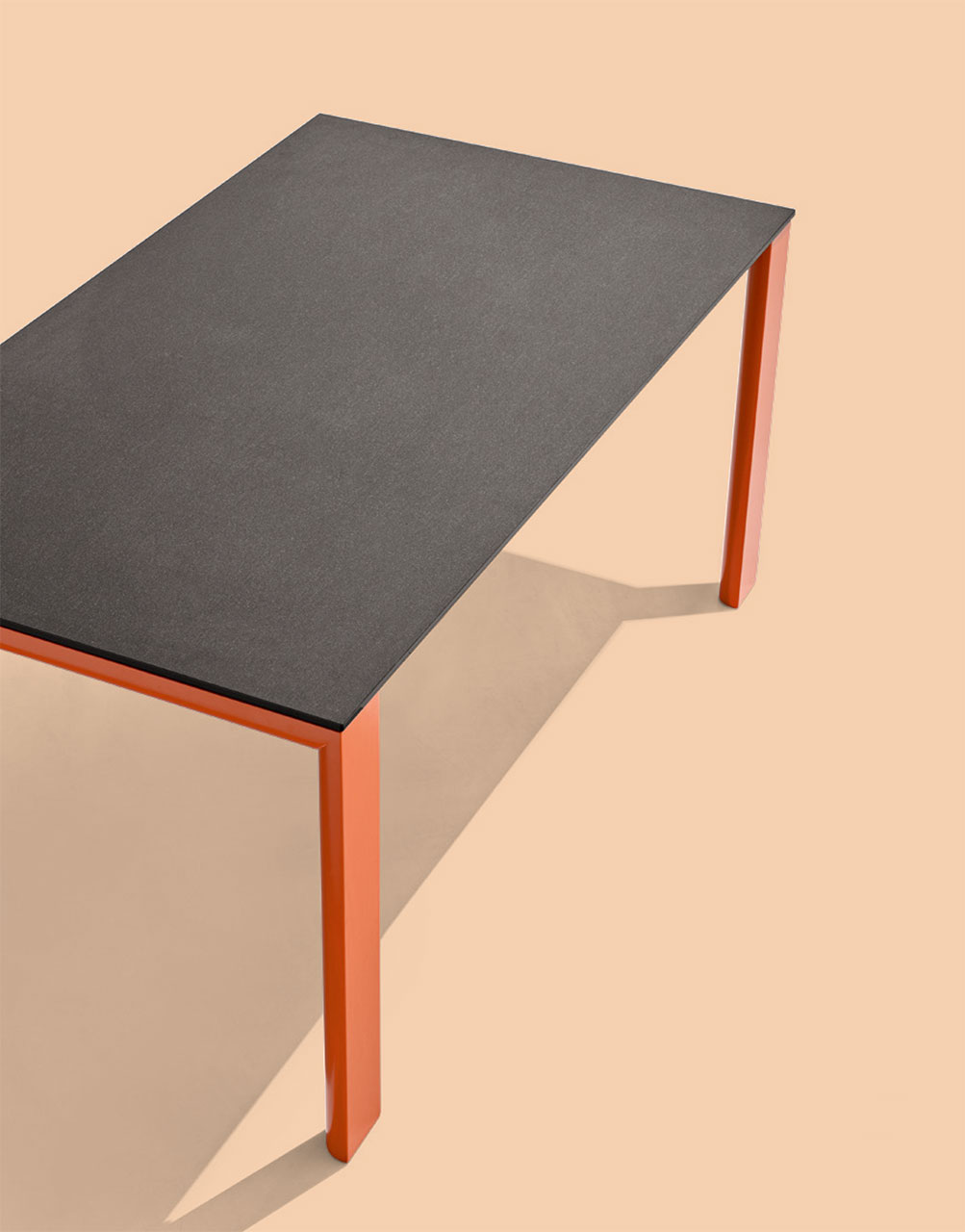 Connubia Factory, Dorian Table