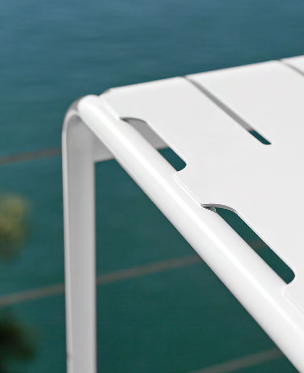 Easy tables and chairs